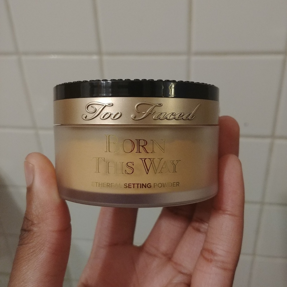 Too Faced Born This Way Setting Powder